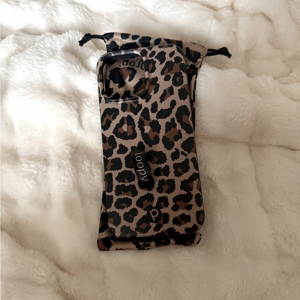 Loopy iPhone 16 Pro Max (6.9” screen)